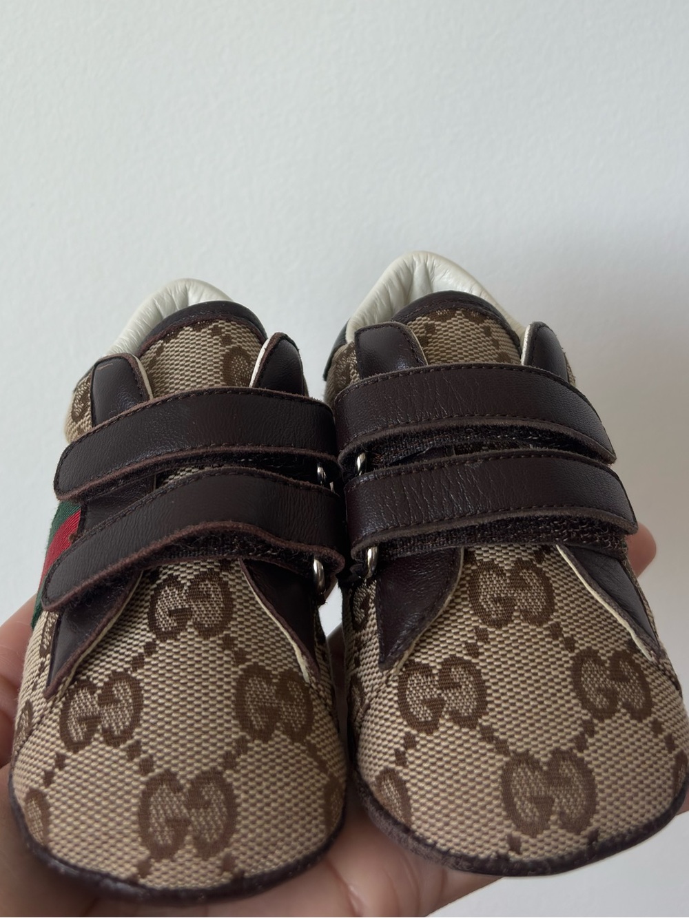 Gucci White Leather Infant Shoe with Brown Trim